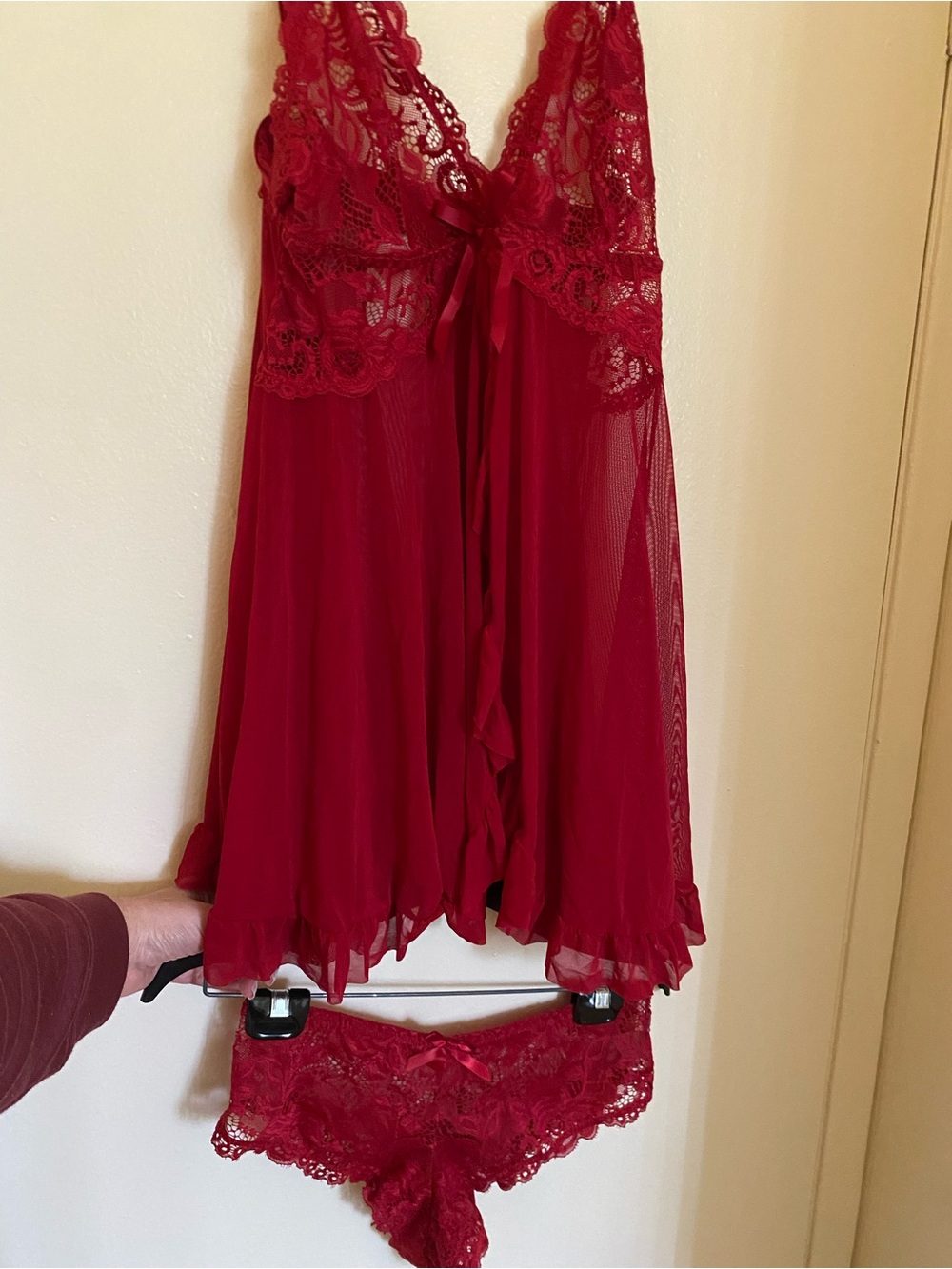 Source Unknown Red Lace Babydoll Chemise with Matching Brief